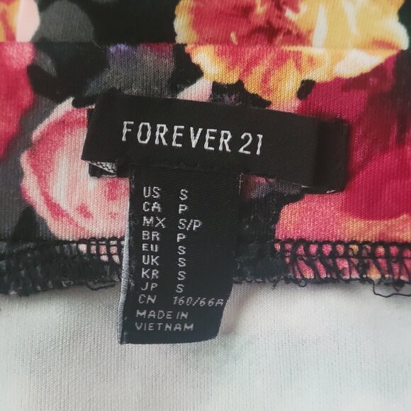 Floral Casual Women's Mini Skirt Roses - Picture 5 of 6